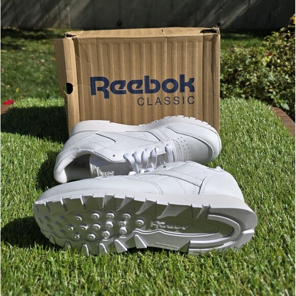 Reebok CL Leather Size 8 Women's Classic Sneakers Running Shoes White On White - Picture 4 of 11